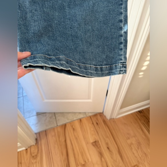 Kut from the cloth wide leg jeans. Size 18 - Picture 7 of 7